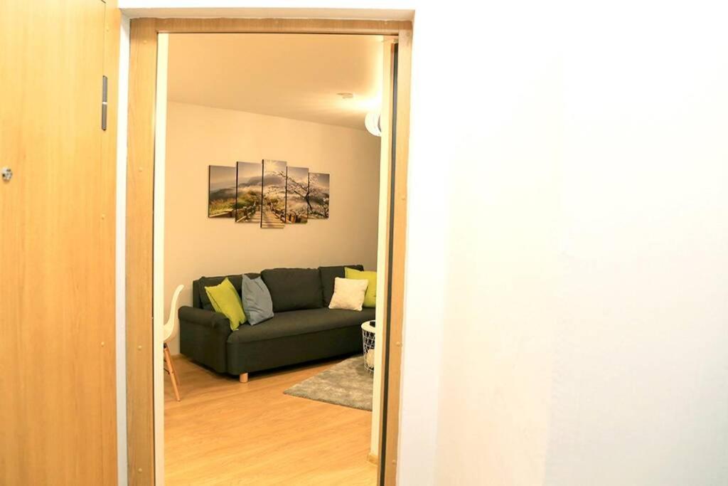 Bright Apartment,For 1-4,Near Old Town Вилнюс Екстериор снимка